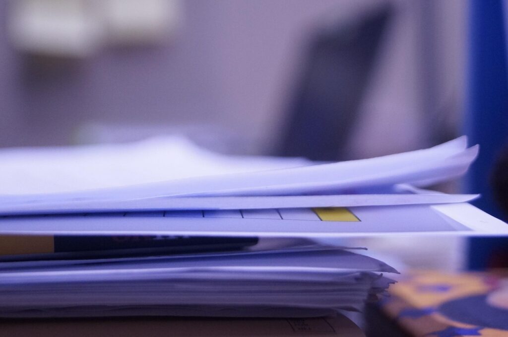 会社員がChatGPT活用で始める副業のメリットとは？