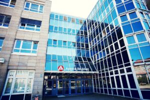 スキマ時間を活用して副業を続けるためのコツは？